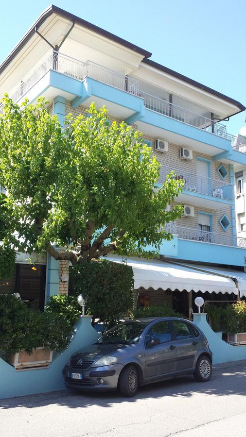 Hotel Villa Podgora Римини Экстерьер фото
